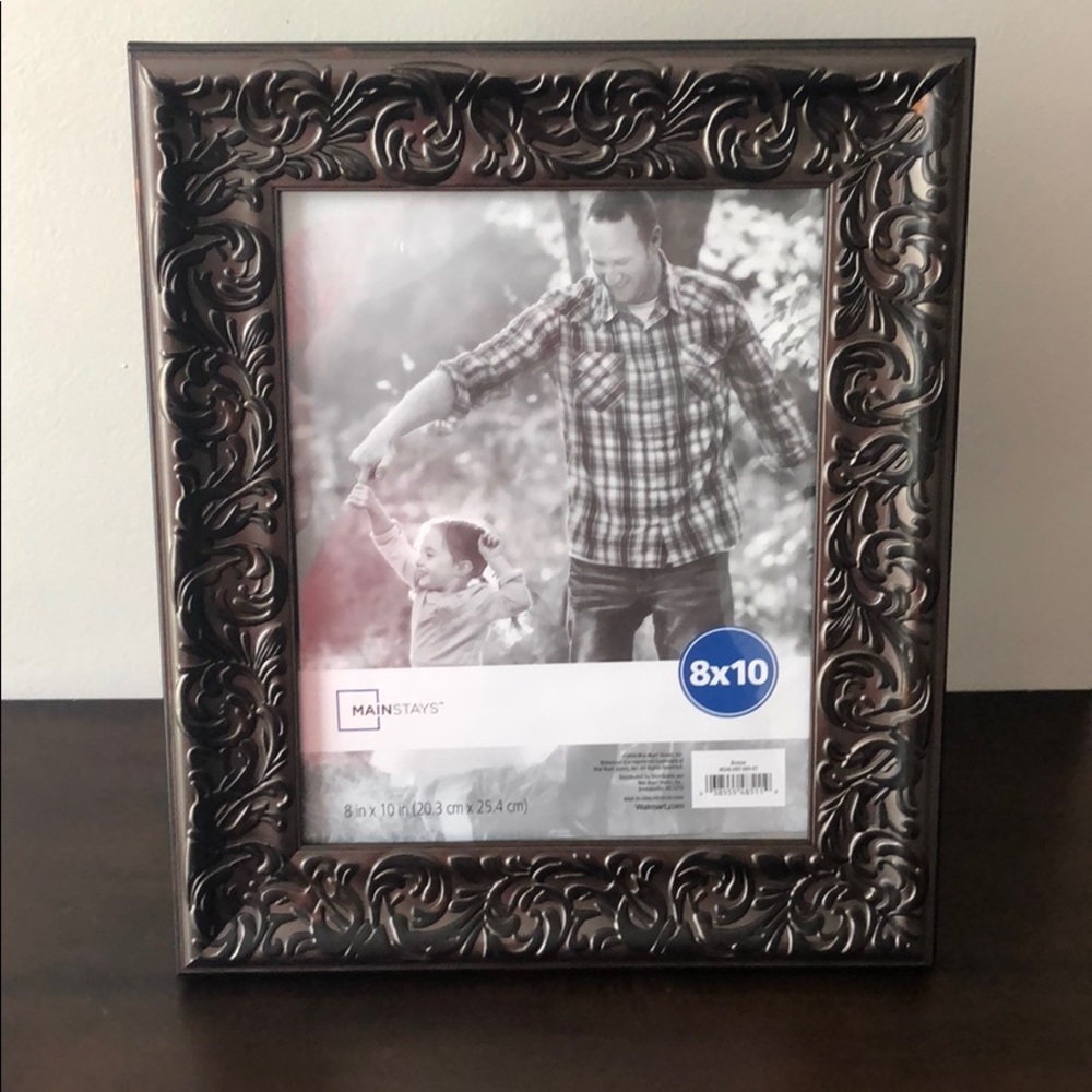 Set of Two Bronze Photo Frames - Picture 3 of 5